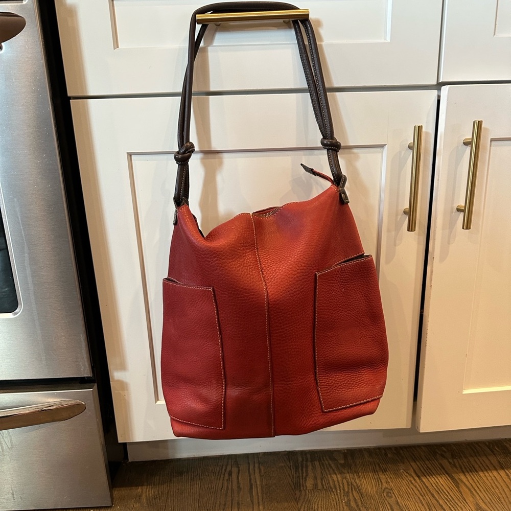 Sundance Red Leather Shoulder Handbag
